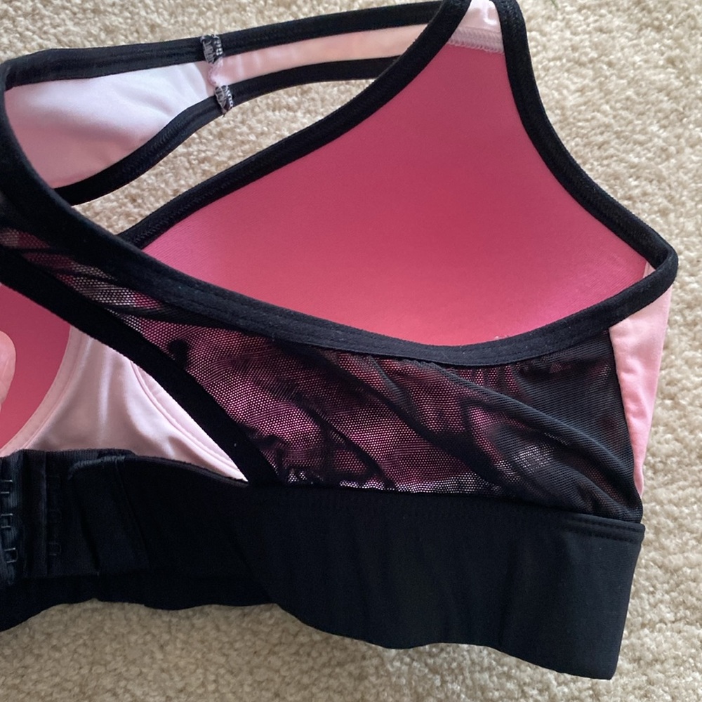 Pink by VS size large ultimate push up workout bra - Picture 5 of 9